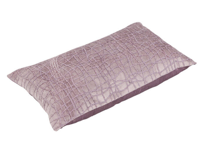 Декоративная подушка розовая объемная
